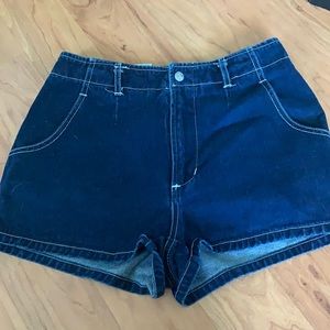 Calvin Klein Y2K denim shorts